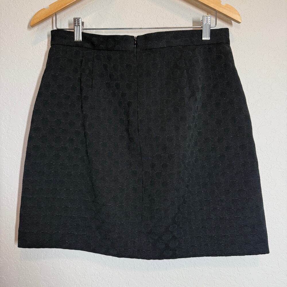 Women's Banana Republic Textured Polka Dot Black Mini Skirt Size 6 - Picture 7 of 9